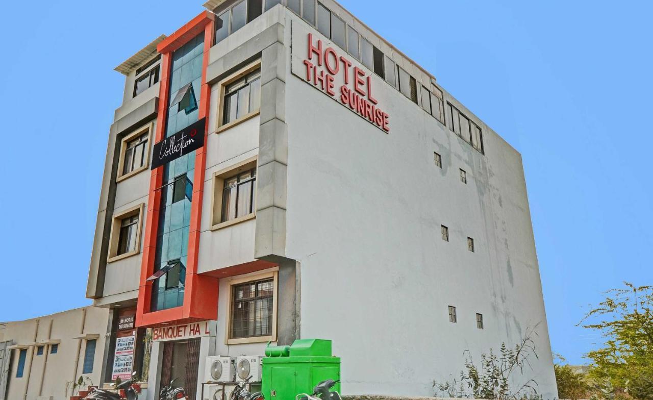 Hotel Collection O The Sunrise à Udaipur Extérieur photo